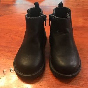 Black leather boots toddler size 6